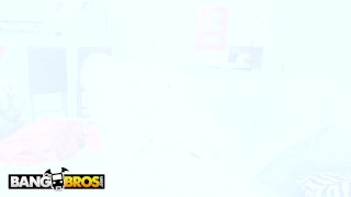 BANGBROS – Teeny Tiny Piper Perri Gets Her Pussy Wrecked By J-Mac