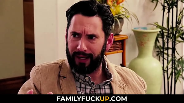 FamilyFuckUP.com – Little Ebony Teen got Punished by Dad and Cum in Action, Daizy Cooper, Tommy Pistol