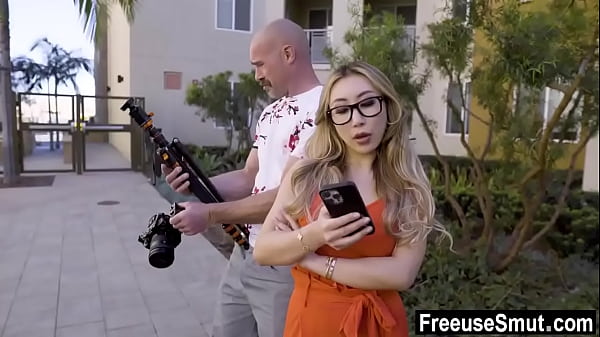 Hot influencers freeused by pervy photographer