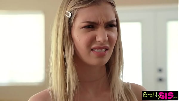 Stepsis Says “Whoever came up with the fuck your stepbrother challenge is so twisted” S12:E10