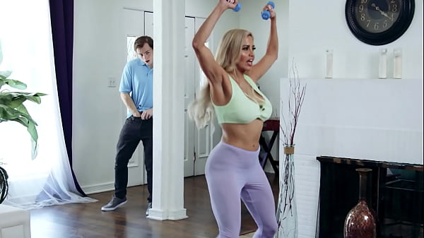 Sneaking On My Hot Latin Step Mom Working Out – MILFED