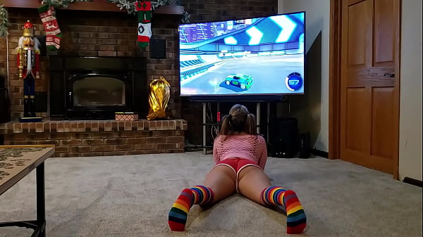 Stepfather poses as Santa for Christmas and fucks his teen