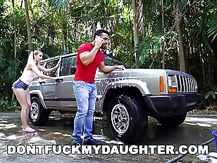 DON&#’T FUCK MY DAUGHTER – Naughty Sierra Nicole Fucks The Carwash Man