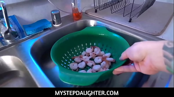 MyStepDaughter – Tiny Blonde Teen stepdaughter Kyler Quinn POV