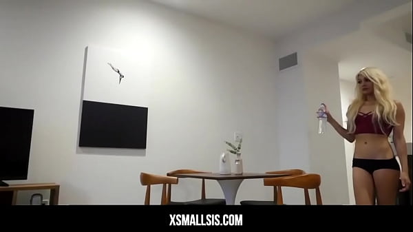 XSmallSis – Sweet chick Elizabeth Jolie loves riding a huge dick