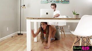 “Come on, I NEED dick!” Aneglica Cruz begs Stepbro – S14:E7