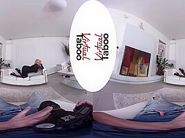 Young Stepdaughter Joined Her Stepmom Fucking Her Boyfriend With Virtual Reality And Angel Wicky